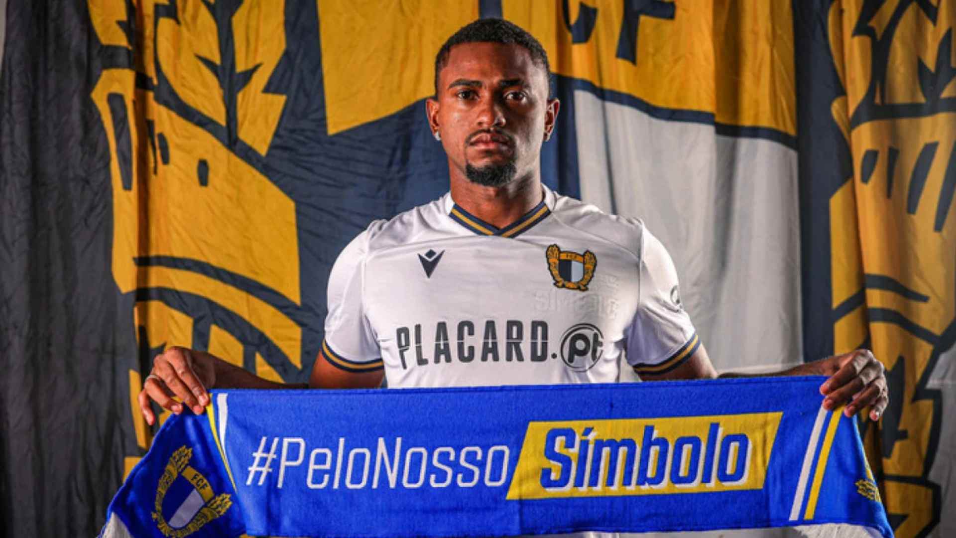 GRANA CHEGANDO NO FLAMENGO! PORTO IGUALA VALORES PRETENDIDOS PELO FAMALICÃO POR OTÁVIO